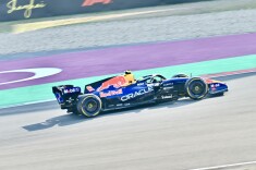 F1中国大奖赛首日，全球车迷“进站”上海嘉定