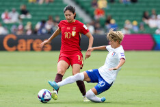 直通世界杯！中国女足晋级亚洲杯四强