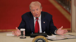 美军何时护航油轮通过霍尔木兹海峡？特朗普最新表态：很快