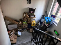 周末·说法丨家门口≠私人领地 物业清理不侵权 最高法给出明确答案