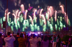 浏阳夜空被春天点亮，绝美！