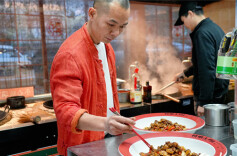 How a Time-honored Chicken Recipe Became a Thriving Restaurant Brand in Hunan