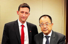 埃文·凯尔，宣布定居中国