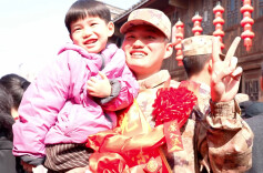 视频|新化135名新兵奔赴强军征程