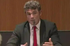 美国国家反恐中心主任辞职：无法昧着良心支持对伊战争