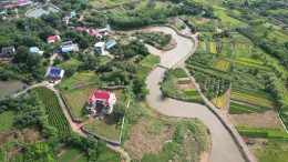 38盏灯点亮1400米回家路！雨花这位乡贤做的事，乡亲们都在夸……