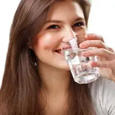 今日科普｜起床后的第一杯水，到底该喝什么？