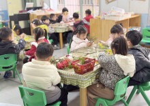 龙山县老干幼儿园：童“画”框里觅春分