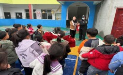 宁乡市沙田乡中心幼儿园开展消防安全应急演练