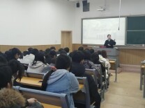 “笃行湖畔”企业家进校园讲好就业创业故事专场讲座成功举行