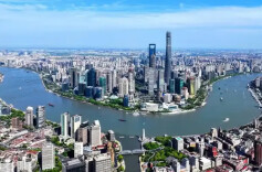 续写中国奇迹新篇章——从党的二十届四中全会到2026年全国两会