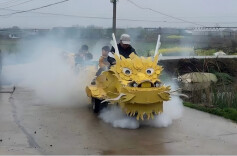 回龙铺有龙吗？父亲自制金龙答复5岁儿子，能载人还能喷雾