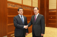 毛伟明会见乌兹别克斯坦驻华大使