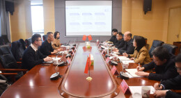 行云集团来岳阳临港高新区开展座谈交流