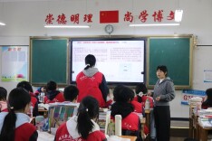 罗明先：“三维赋能”育桃李
