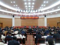 黄军其主持树立和践行正确政绩观学习教育读书班暨区委理论学习中心组集体学习