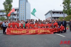 六年坚守“成长树” 爱心接力暖夕阳