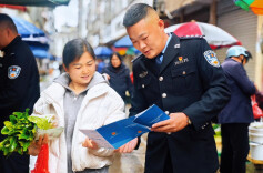 这个集市，为何民警“扎堆”？原来是在……