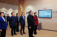 毛万春在湖南女子学院调研