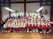 张信哲跨屏联动六校，共赴“甘蔗音乐计划”十年之约