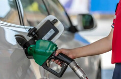 为何对国内成品油价格采取临时调控？专家解读来了