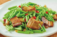 22道春味上新，湘菜馆如何“吃透”季节红利？