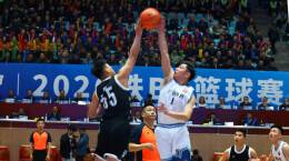 图片新闻│“铁BA”开打！南部赛区揭幕战在怀化举行