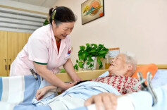 社保 “第六险” 来了！长期护理保险3年推向全国