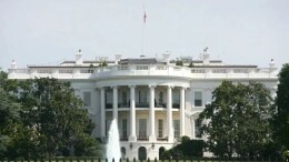 “油价飙升至200美元”？白宫紧急回应