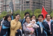 躬耕教坛育英才  挺膺担当践使命——记永州市四中老师邓苡希