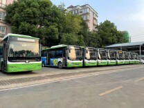 从“大车空跑”到“地铁接驳”：长沙公交开通地铁微巴、夜间接驳，95%线路衔接地铁