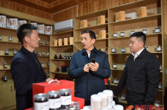 许忠建：把正确政绩观落实到各项工作中 切实增强群众获得感幸福感安全感