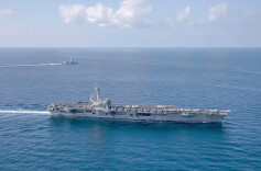 美媒：“布什”号航母预计将部署到中东或附近区域