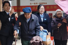 娄底“周末公益行”携手多方帮扶困难家庭