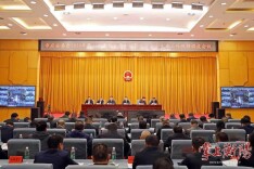 市应安委会2026年第一次全体成员会议暨全市安全生产工作视频调度会议召开 刘中杰出席并讲话