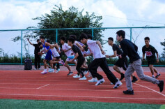 周末·校园丨下午4:30锁教学楼? 校长：专治“脆皮大学生”