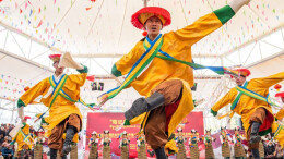 西藏隆重纪念百万农奴解放67周年