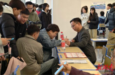 溆浦县人社局举办职中专场招聘活动 助力161名学子实现“家门口就业”