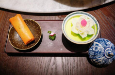 春鲜萌动⑤丨盘中春色：以花入馔的时令鲜味