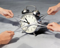 破解“时间贫困”，给年轻人不被透支的人生