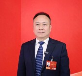 不恋“名医”，甘为“民医”——记“新时代新雷锋”荣誉称号获得者张涤