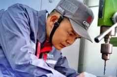 理论·思政课 | 工匠精神融入大学生思政教育的三重价值