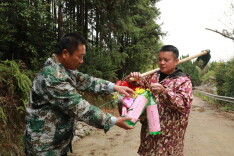 新田：小水瓶在清明森林防火中发挥大作用