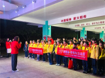 凌晨出发！这群雨花少年在找谁？