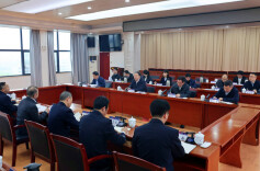 毛万春在省监狱局调研