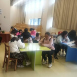 春日书香润童心 怀化市图博馆成亲子阅读好去处