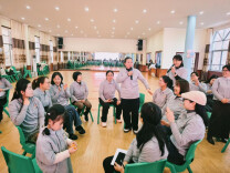 沅陵县举办女职工百人幸福团辅活动 以书香润心赋能芳华人生