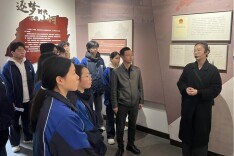 衡南县九中开展清明祭扫活动