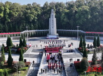 青山埋忠骨，少年继遗志！益阳师生清明祭英烈