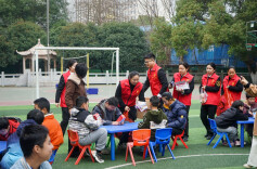 省直单位广泛开展“学雷锋 做志愿 共同奋进‘十五五’”“雷锋家乡学雷锋”志愿服务活动（二）